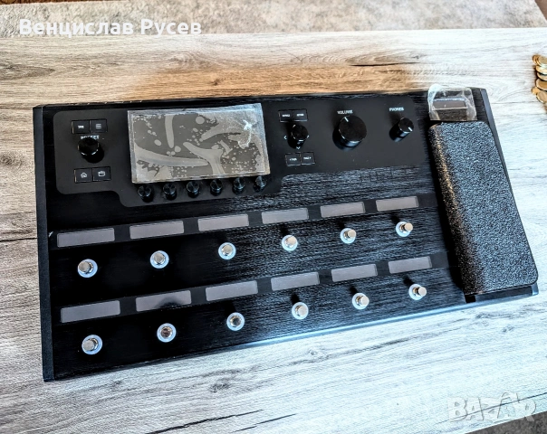 Line 6 Helix Floor, Чисто Нов