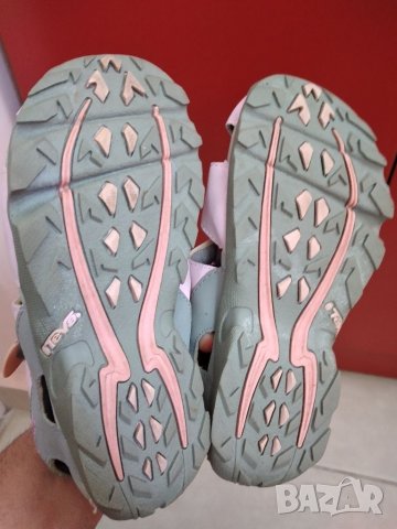 Детски сандалети Teva 33 номер , снимка 9 - Детски сандали и чехли - 36780700