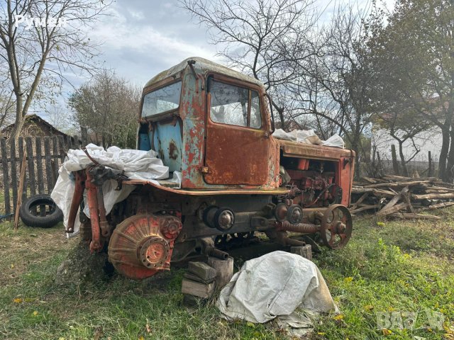 Верижен Трактор DT-74 тип Калинка за Части, снимка 2 - Селскостопанска техника - 43885664