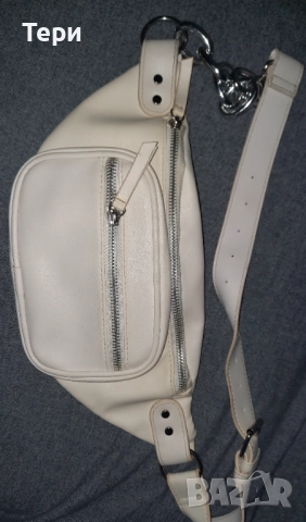 Bershka бяла чанта
