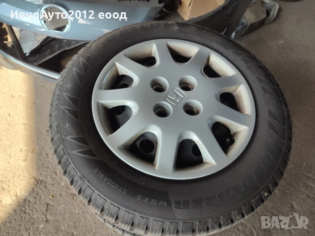 зимен комплект гуми с джанти honda jazz civic, снимка 4 - Гуми и джанти - 50917126