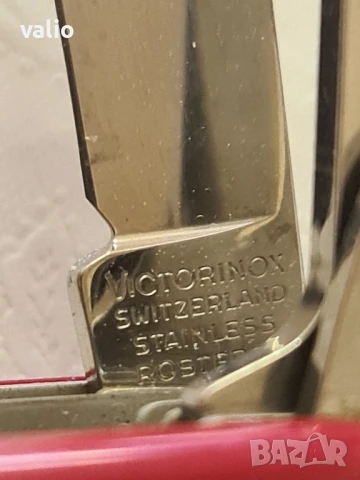 Оргинален швейцарски нож, снимка 5 - Ножове - 51002790