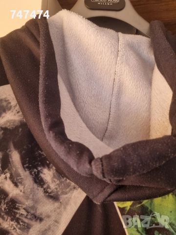 Суитшърт Fresh Hoods, M, снимка 4 - Суичъри - 52107188