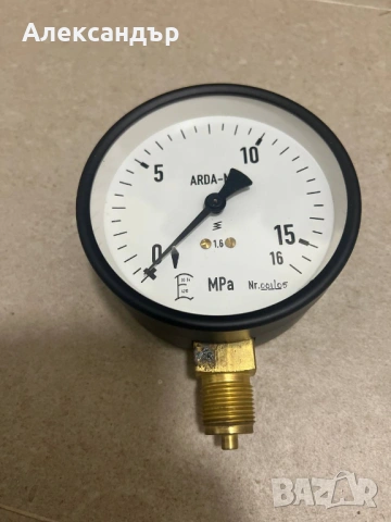 Продавам чисто нови общотехнически МАНОМЕТРИ различни видове ЕВТИНО!