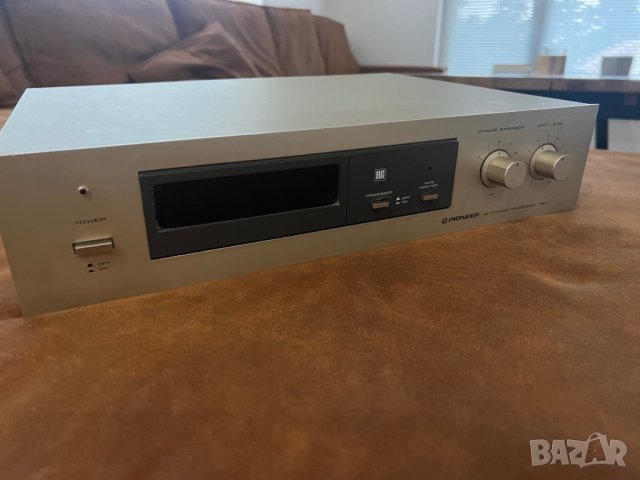 Процесор Pioneer R-9, снимка 1 - Еквалайзери - 44109847