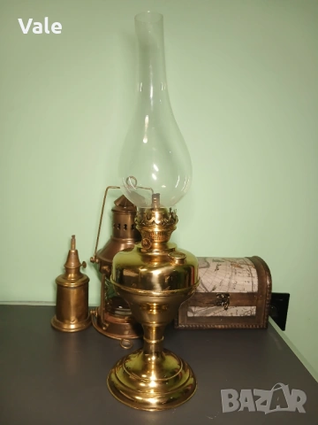 Старинна газова лампа