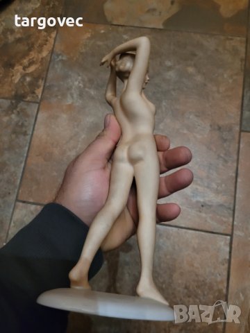 Старинна изящна порцеланова статуетка фигура валендорф, снимка 5 - Антикварни и старинни предмети - 42982456