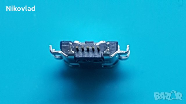 Букса (конектор) Motorola Moto E5 Play, E5 Play Go, E6, снимка 3 - Резервни части за телефони - 35097646