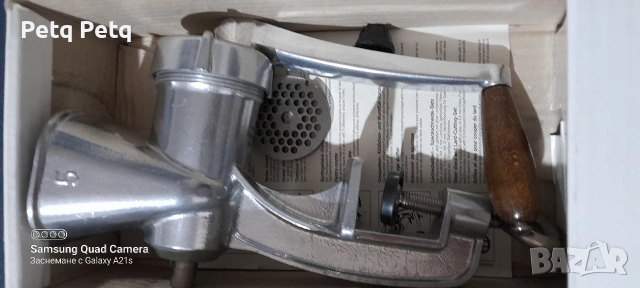 машина за мелене на месо и представка за сладкарски изделия , снимка 3 - Антикварни и старинни предмети - 53117268