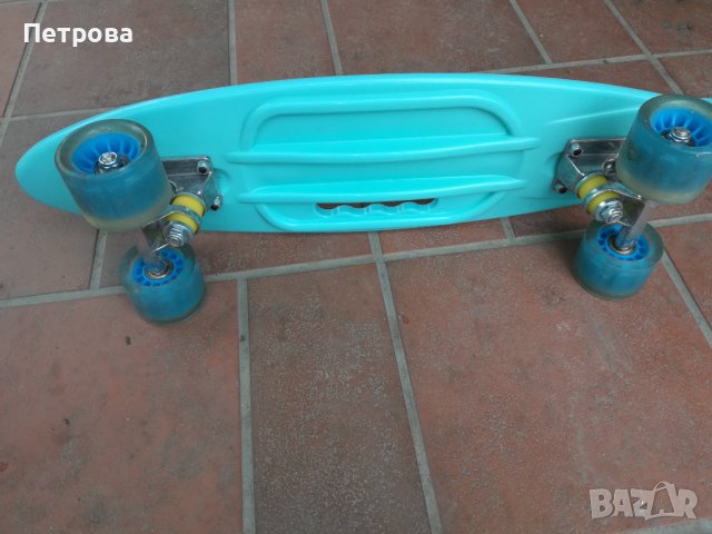 Пениборд за 50 лв, снимка 3 - Скейтборд, ховърборд, уейвборд - 40798909