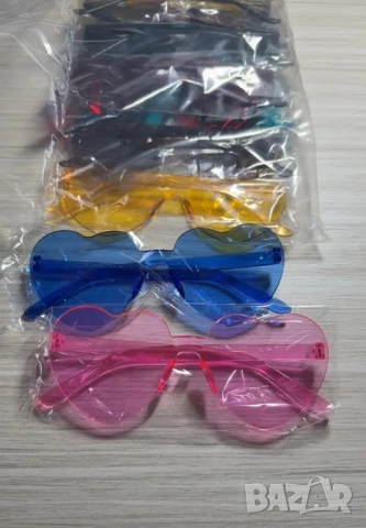 Водоустойчиви дамски очила със стъкла във форма на сърца