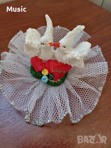 Фигурка на две влюбени гълъбчета със сърце, снимка 4 - Декорация за дома - 38346163