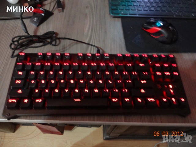 механични клавиатури , снимка 10 - Клавиатури и мишки - 53140276