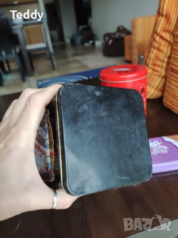 Ретро метални кутии, снимка 14 - Антикварни и старинни предмети - 51975977