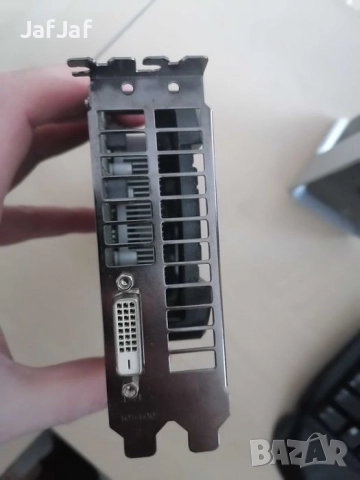 Видео карта SAPPHIRE PULSE Radeon RX 560 4GB DDR5, снимка 3 - Видеокарти - 52079155