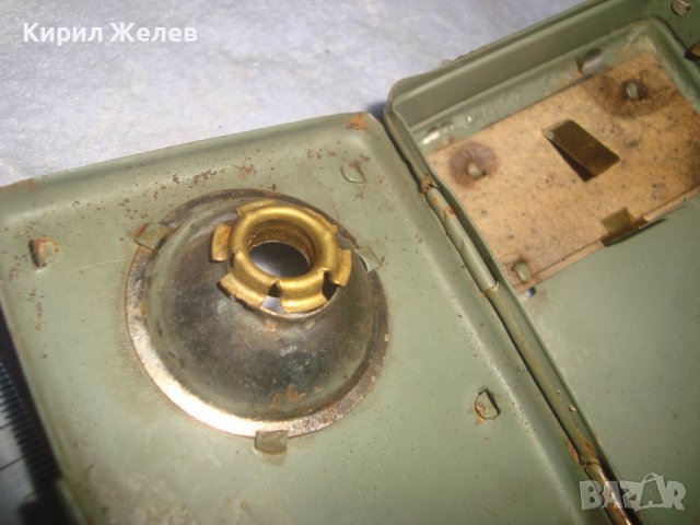 СТАРО СИГНАЛНО МЕТАЛНО РЯДКО РЕТРО БДЖ ФЕНЕРЧЕ с 4 ЦВЯТА 2423 , снимка 7 - Антикварни и старинни предмети - 38276919