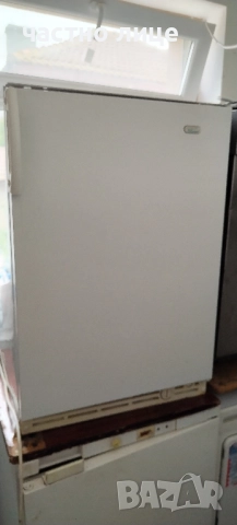 малък хладилник , снимка 2 - Хладилници - 51919690