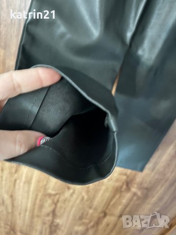 Маслено зелен кожен панталон , снимка 2 - Панталони - 38583024