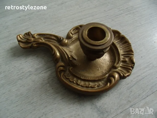 № 8000 стар метален / бронзов свещник   , снимка 2 - Други ценни предмети - 49979472