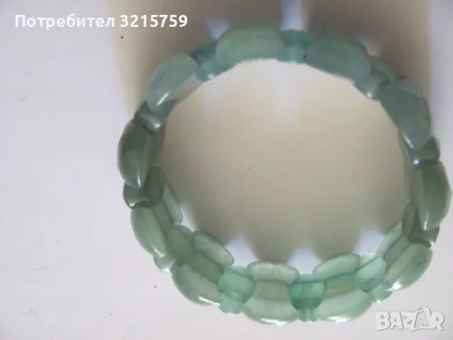 Дамска гривна естествен камък -авантюрин