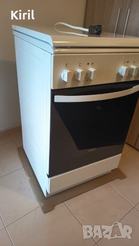 Продавам готварска печка ZANUSSI, снимка 3 - Печки, фурни - 53392322