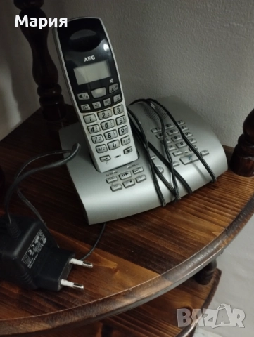 Стационарен телефон с подвижна слушалка , снимка 2 - Стационарни телефони и факсове - 52605747