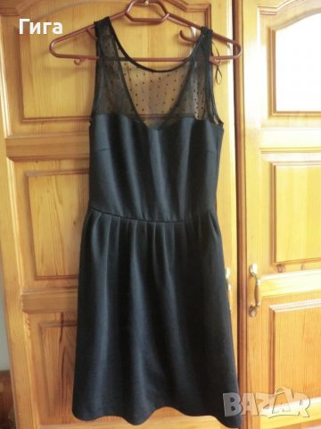 черна рокля с тюлени презрамки на Зара, снимка 1 - Рокли - 37372524