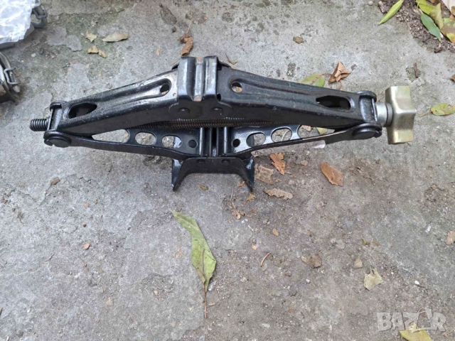 Крик с ключ за пежо 3008