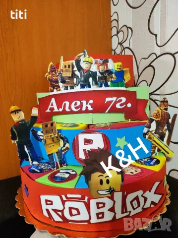 Картонена торта Роблокс , снимка 1