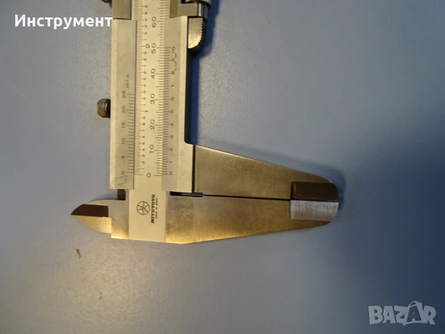 Шублер Mitutoyo 532-121 NM12"D 0-300mm Vernier Caliper, снимка 6 - Шублери - 50809081