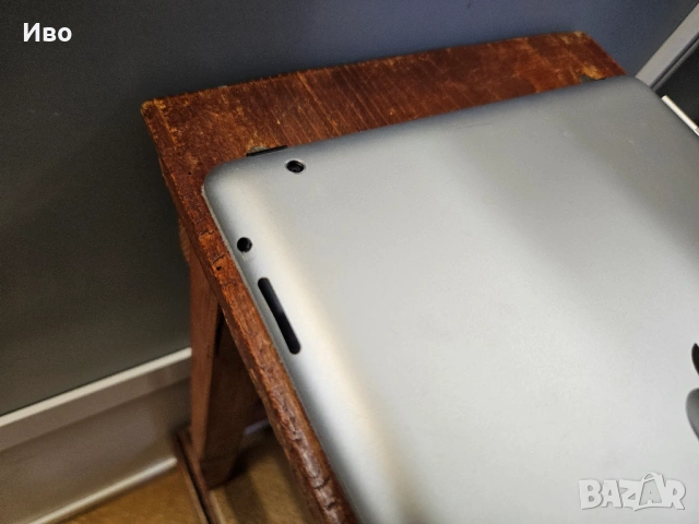 Apple iPad 2 16GB, Wi-Fi, 9.7in - White (MC979LL/A), снимка 11 - Таблети - 53354426