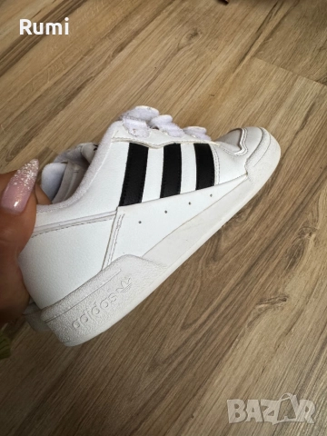 Детски оригинални кожени маратонки adidas TEAM COURT 2 STR CF ! 33 н, снимка 9 - Детски маратонки - 52323516