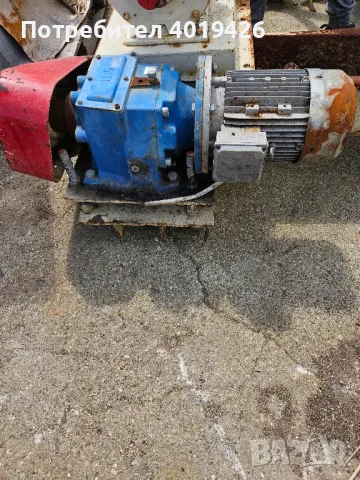 шнек с редуктор и подаваща клапа, снимка 13 - Други машини и части - 50061409
