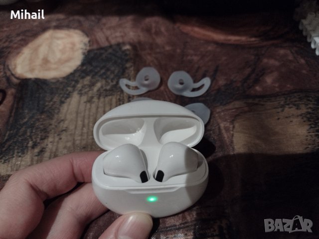 Безжични bluetooth слушалки в стил Airpods