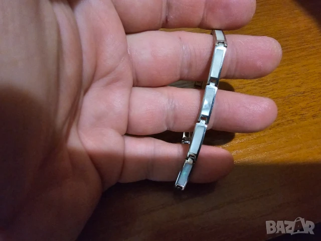 Красива  дамска сребърна гривна със седеф - нежна красота за твоята ръка., снимка 4 - Гривни - 51132802