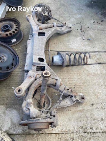 Заден мост Volvo V70., снимка 3 - Части - 43058776