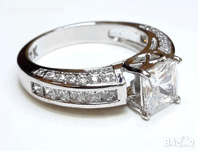 Златен пръстен Бяло Злато 18К със Бели камъни Сваровски НОВ, снимка 4 - Пръстени - 28958673