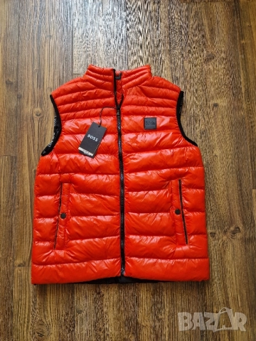 Страхотна мъжка грейка елек HUGO BOSS Размери S , M, L, XL, 2XL , снимка 8 - Якета - 51470796