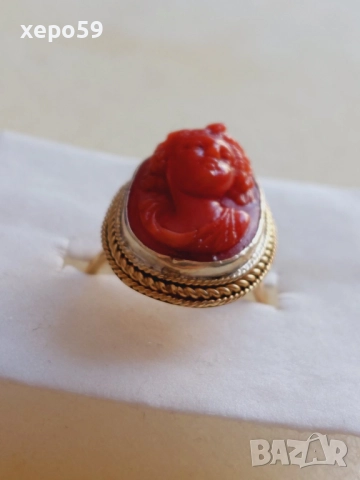 Дамски златен пръстен 14к с инкрустирана коралова камея, снимка 2 - Пръстени - 52624282