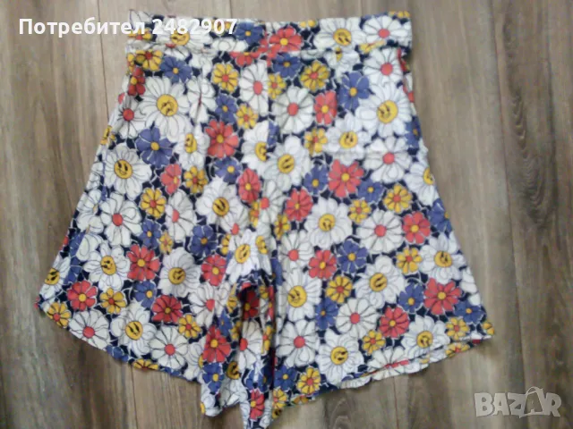 Къси дамски панталони, снимка 4 - Къси панталони и бермуди - 47998328