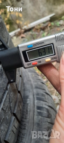 4 броя зимни гуми 255 65 17 Goodyear , снимка 4 - Гуми и джанти - 52508543