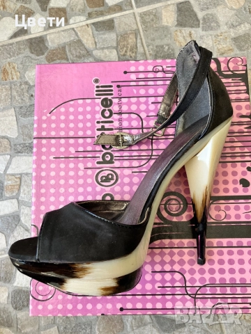 Обувки на ток, снимка 3 - Дамски обувки на ток - 51495339