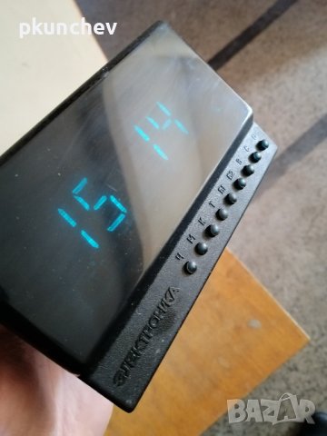 Будилник Электроника

от СССР , снимка 5 - Антикварни и старинни предмети - 43802945