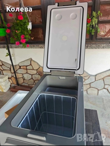 Хладилник Vevor 45 L, снимка 4 - Хладилни чанти - 53171983