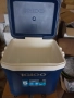 IGLOO Хладилна кутия MaxCold Latitude 62 Qt Roller Cooler, снимка 8