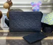 Чанта Luis Vuitton Gaston Wearable Wallet
, снимка 15