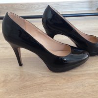 Елегантно обувки, снимка 2 - Дамски елегантни обувки - 26542784