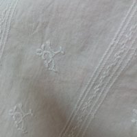 НАМАЛЕНИЕ  -20% Бяла памучна риза без закопчаване с остро деколте и ластик под бюста, снимка 4 - Ризи - 28676500