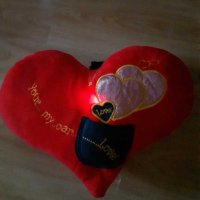 Плюшено музикално сърце за св.Валентин, снимка 1 - Романтични подаръци - 27818589