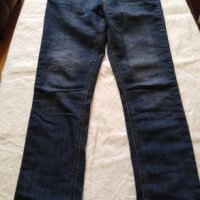 ОРИГИНАЛНИ юношески дънки BENETON, снимка 3 - Детски панталони и дънки - 26680511